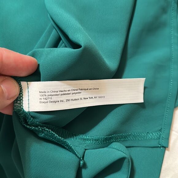 ELOQUII 28 Green Lightweight Flowy Bell Quarter Sleeve Front Neck Tie Blouse - Picture 13 of 14